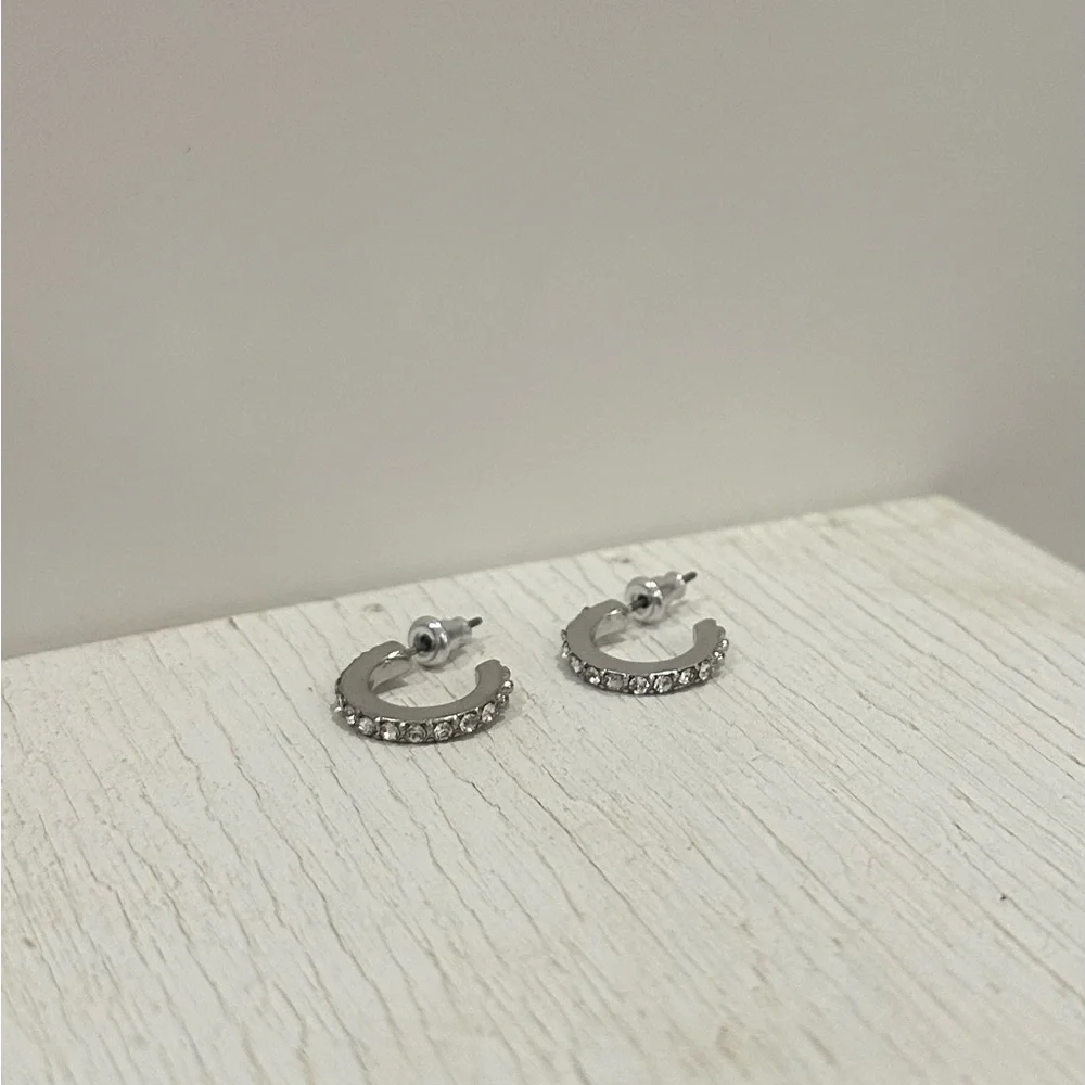 NWOT Silver Earring Hoops With Diamonds